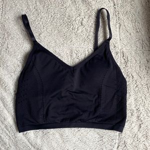 Fabletics sports bra